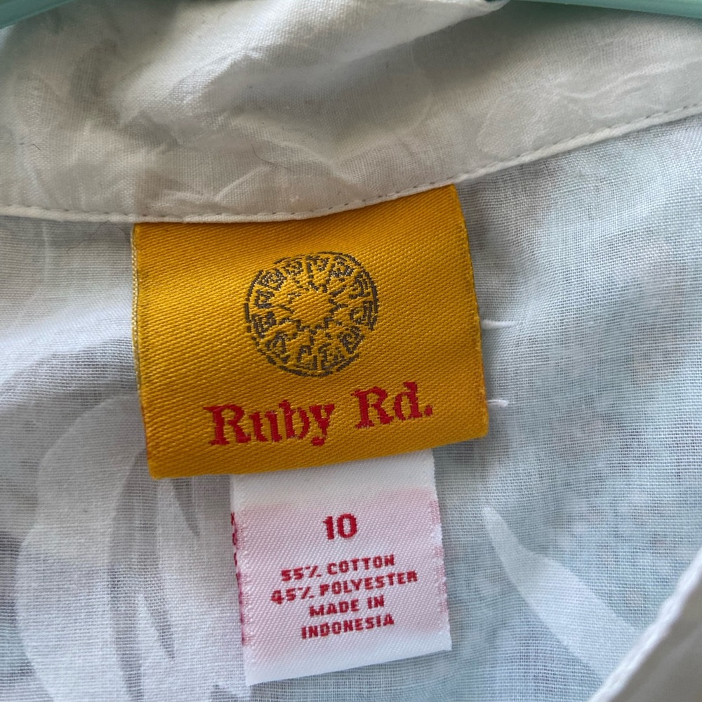 Ruby Rd. Floral Button Up Blouse - image 2